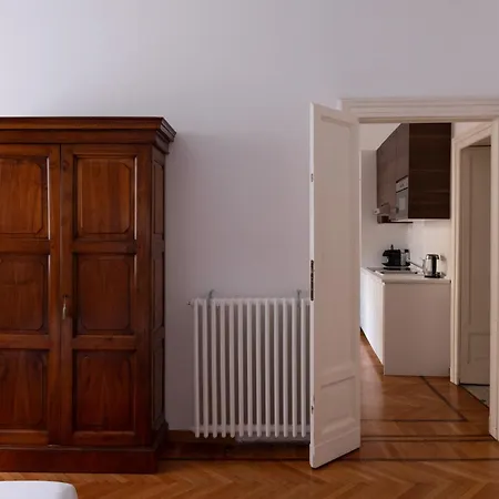Stylish Walking Distance Duomo Mirable Pm Mailand