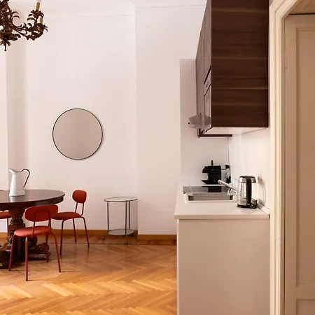 Apartment Stylish Walking Distance Duomo Mirable Pm Mailand