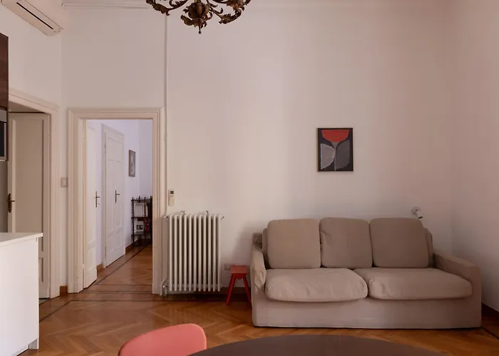 Stylish Walking Distance Duomo Mirable Pm Mailand